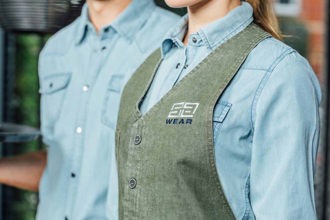 Horecakleding-inspiratie-14 Horecakleding sa wear slogan